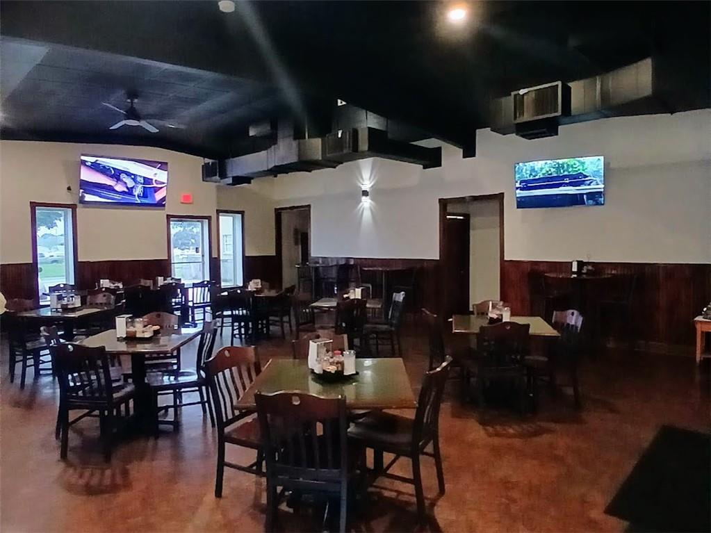 1530 E JUDGE PEREZ Drive