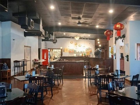 1530 E JUDGE PEREZ Drive Chalmette LA 70043