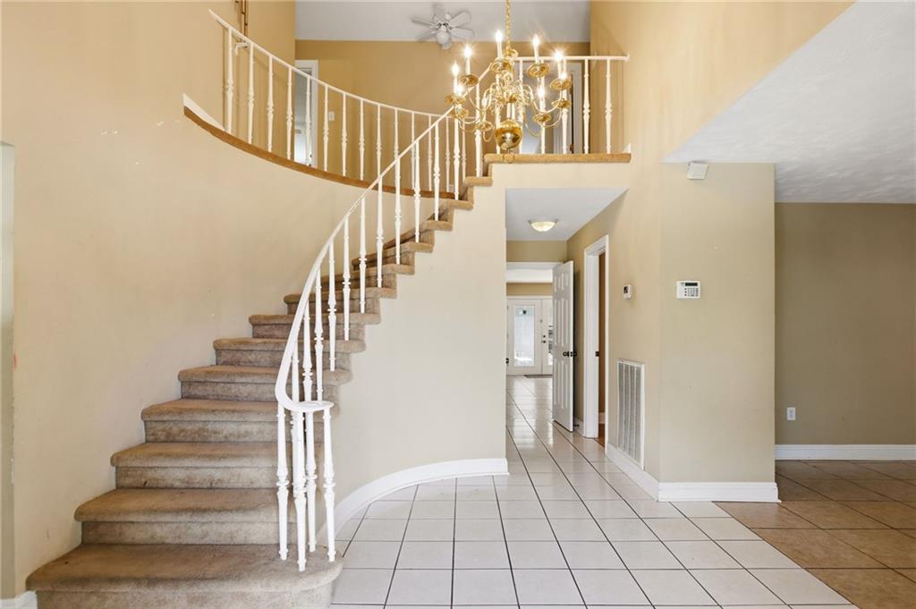 4221 LAKE TRAIL Drive