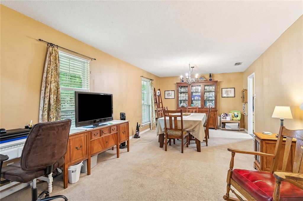 305 LAKE VILLAGE Boulevard