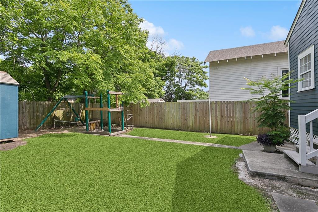 Gretna, Louisiana 70053, United States, 4 Bedrooms Bedrooms, ,2 BathroomsBathrooms,Residential,Active,142371