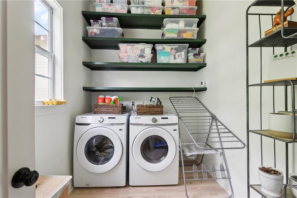 Gretna, Louisiana 70053, United States, 4 Bedrooms Bedrooms, ,2 BathroomsBathrooms,Residential,Active,142371