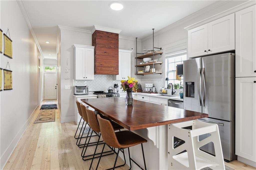 Gretna, Louisiana 70053, United States, 4 Bedrooms Bedrooms, ,2 BathroomsBathrooms,Residential,Active,142371