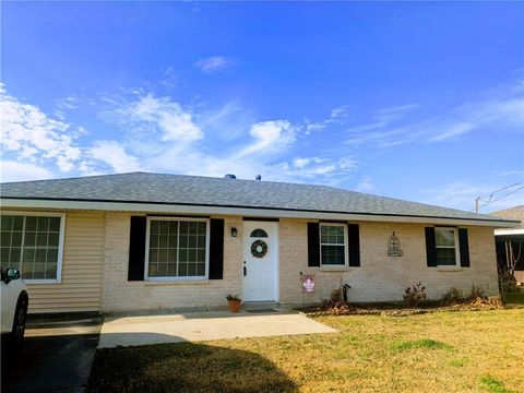 330 COURVILLE Drive Luling LA 70070