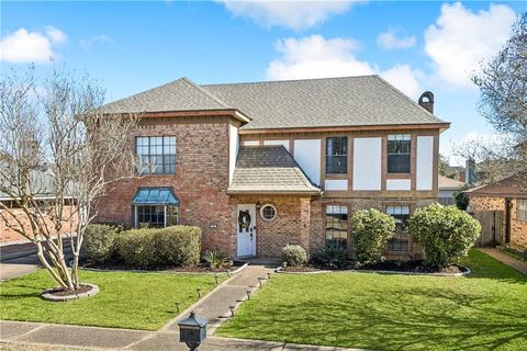 38 YOSEMITE Drive New Orleans LA 70131