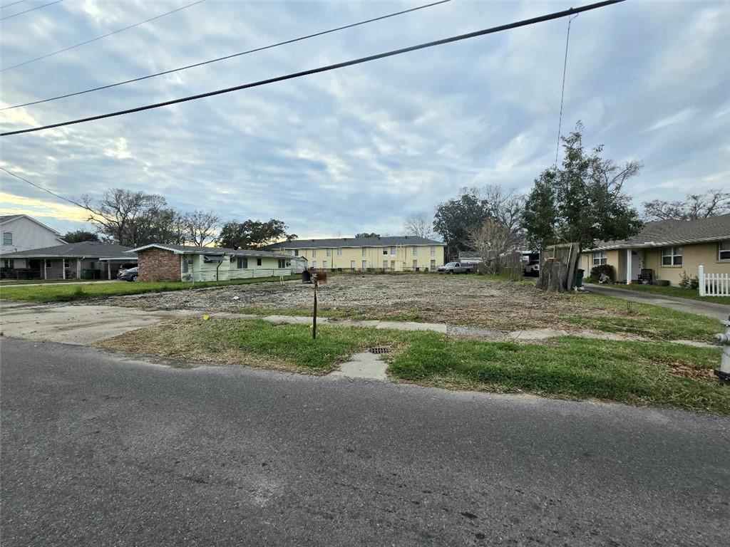 320 LITTLE FARMS Avenue