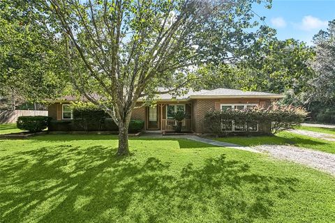 62686 N PONCHARTRAIN Drive Lacombe LA 70445