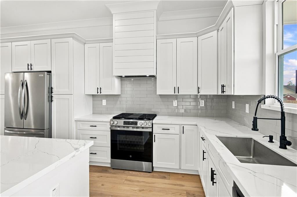 3000 ANGELIQUE Drive