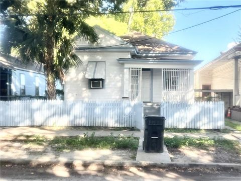 1520 N. DORGENOIS Street New Orleans LA 70119