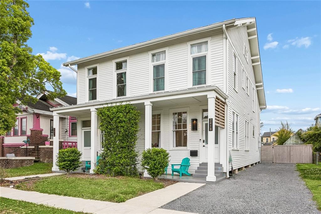 2416 18 SONIAT Street