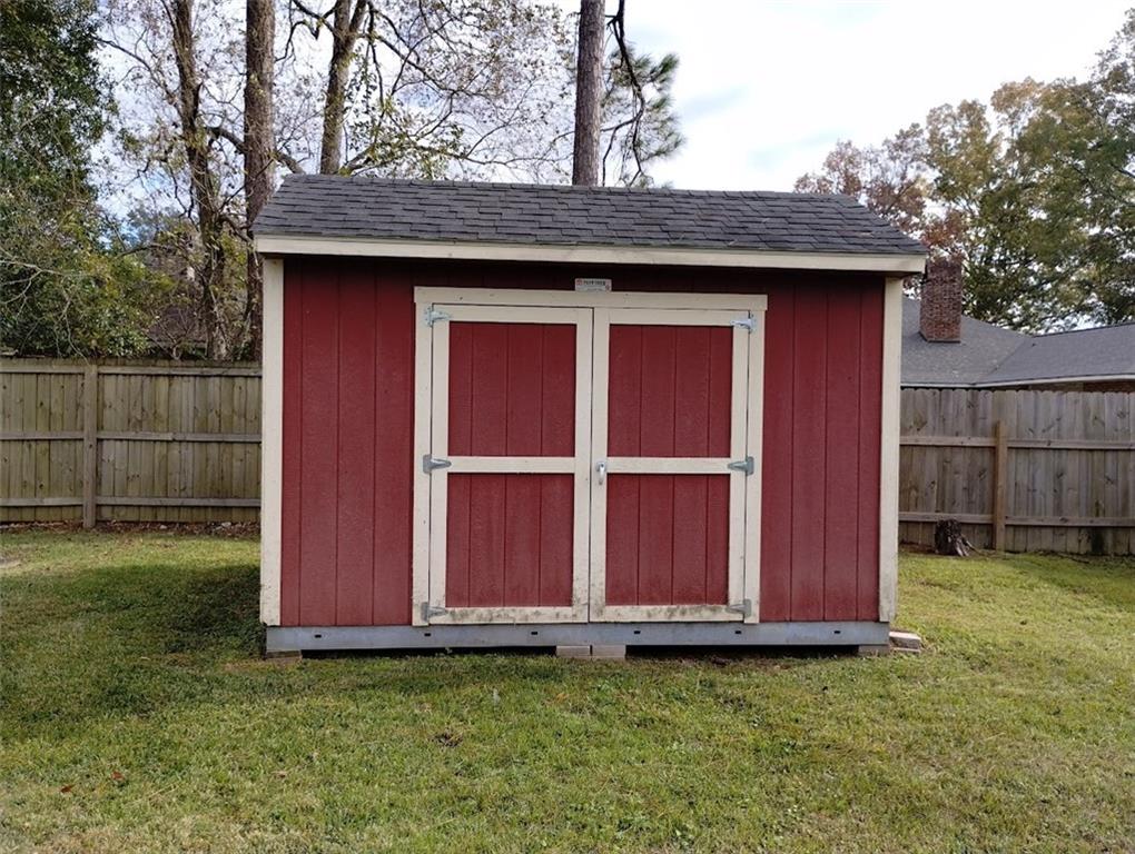 Baton Rouge, Louisiana 70817, United States, 4 Bedrooms Bedrooms, ,2 BathroomsBathrooms,Residential,Active,254283