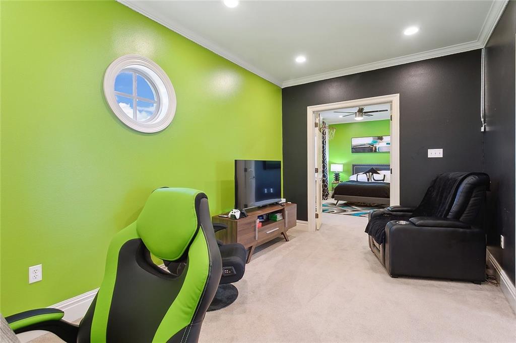 Mandeville, Louisiana 70471, United States, 6 Bedrooms Bedrooms, ,5 BathroomsBathrooms,Residential,Active,97618