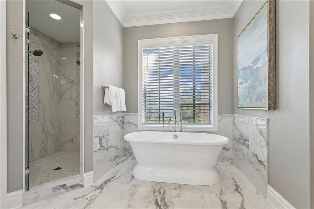 Mandeville, Louisiana 70471, United States, 6 Bedrooms Bedrooms, ,5 BathroomsBathrooms,Residential,Active,97618