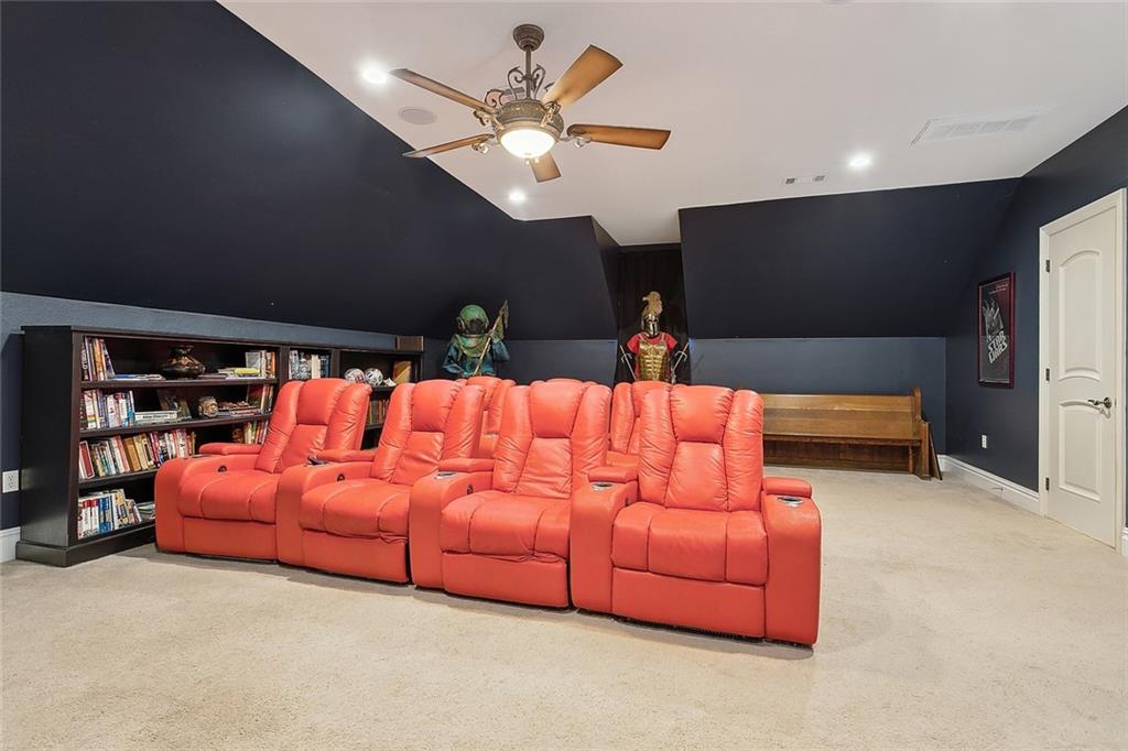 Mandeville, Louisiana 70471, United States, 6 Bedrooms Bedrooms, ,5 BathroomsBathrooms,Residential,Active,97618