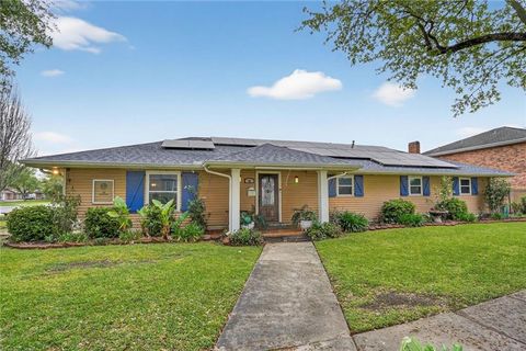 45 E CARMACK Drive Chalmette LA 70043