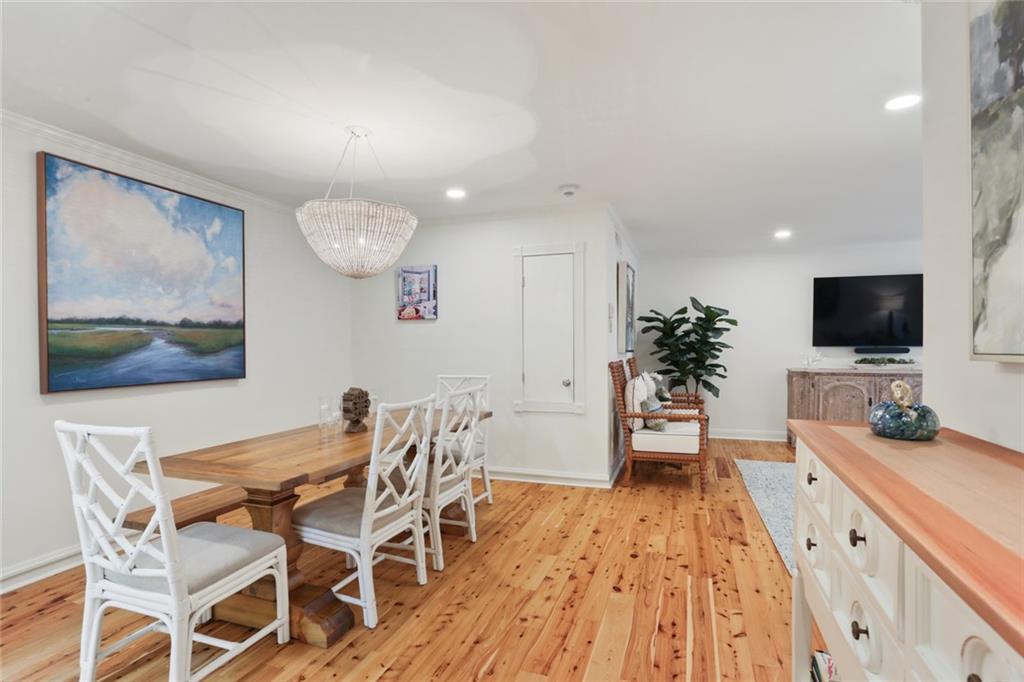 3000 ST CHARLES Avenue 211