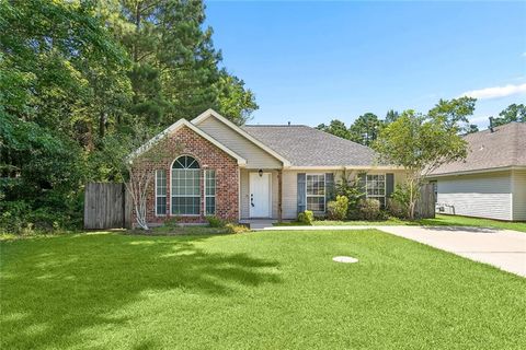 Photo of 2166 OZONE Street, Mandeville, LA 70448 (MLS # 2565736)
