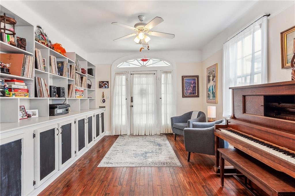 New Orleans, Louisiana 70118, United States, 2 Bedrooms Bedrooms, ,1 BathroomBathrooms,Residential,Pending,61616