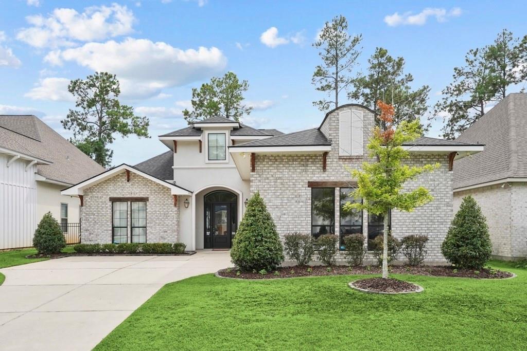 4032 CYPRESS POINT Drive