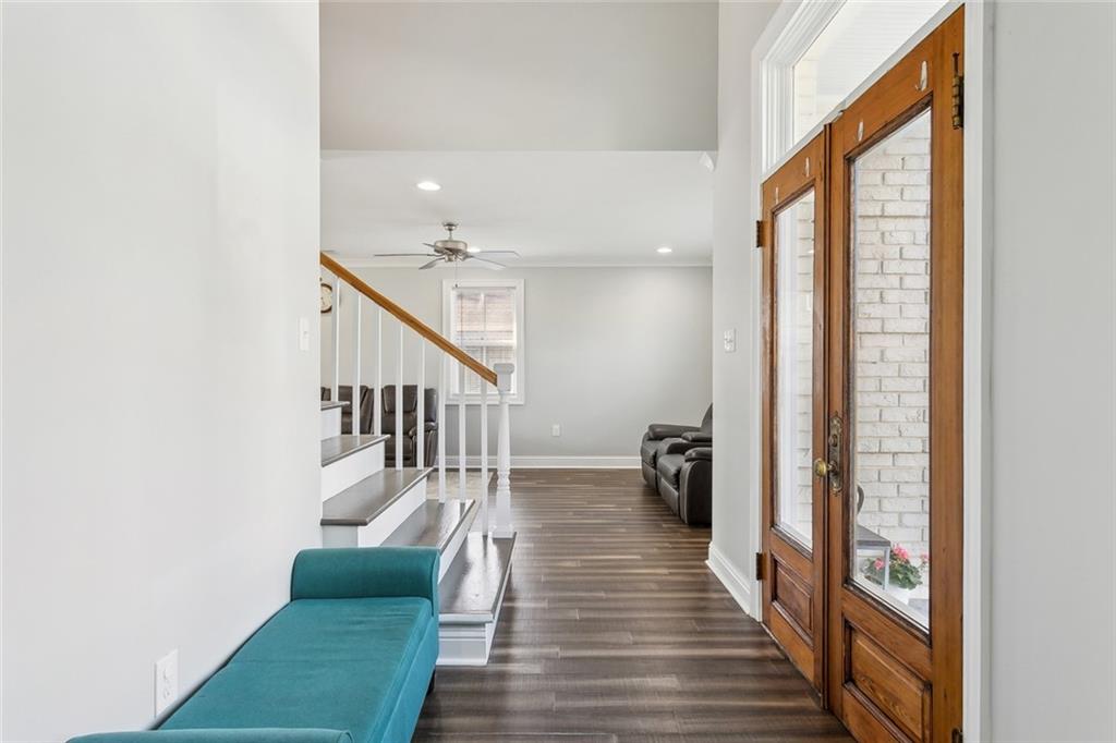 2121 METAIRIE Court