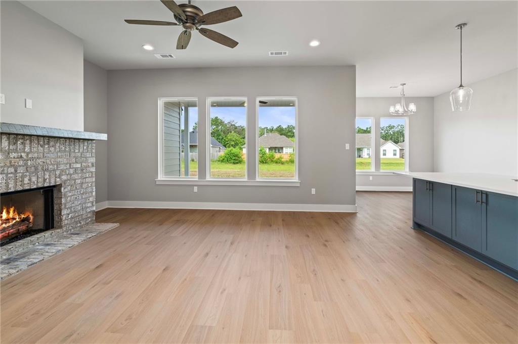 72657 ROBINDALE Drive