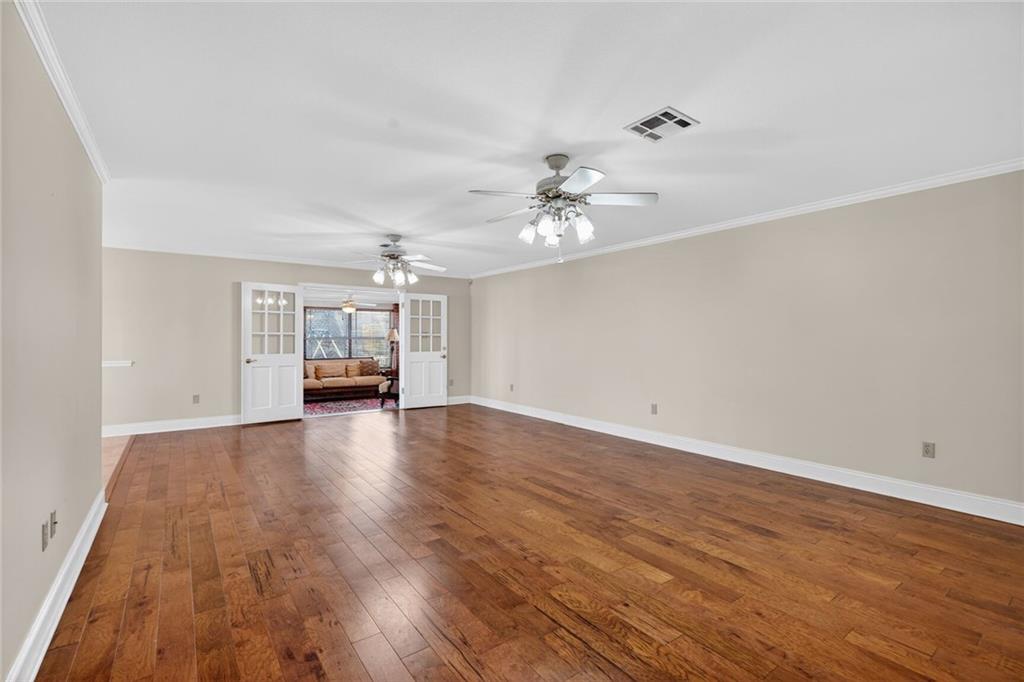 3044 ILLINOIS Avenue