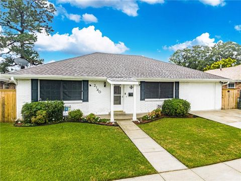 2140 GRAHAM Drive Gretna LA 70056