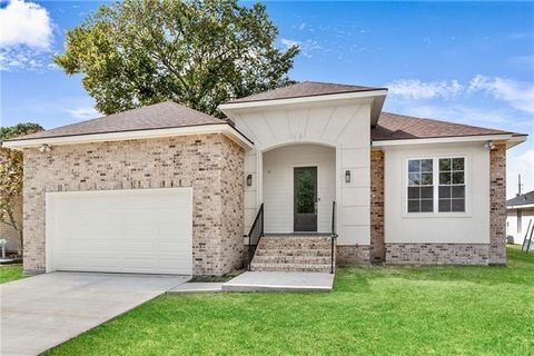 9 PARK TIMBERS Drive New Orleans LA 70131