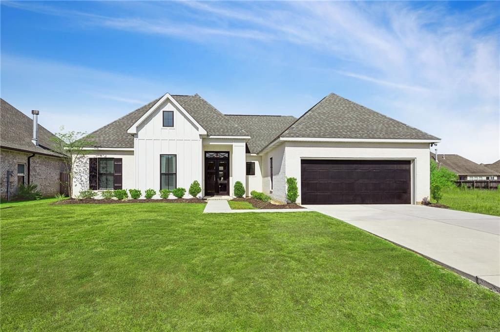 2037 WHITE DOVE Drive