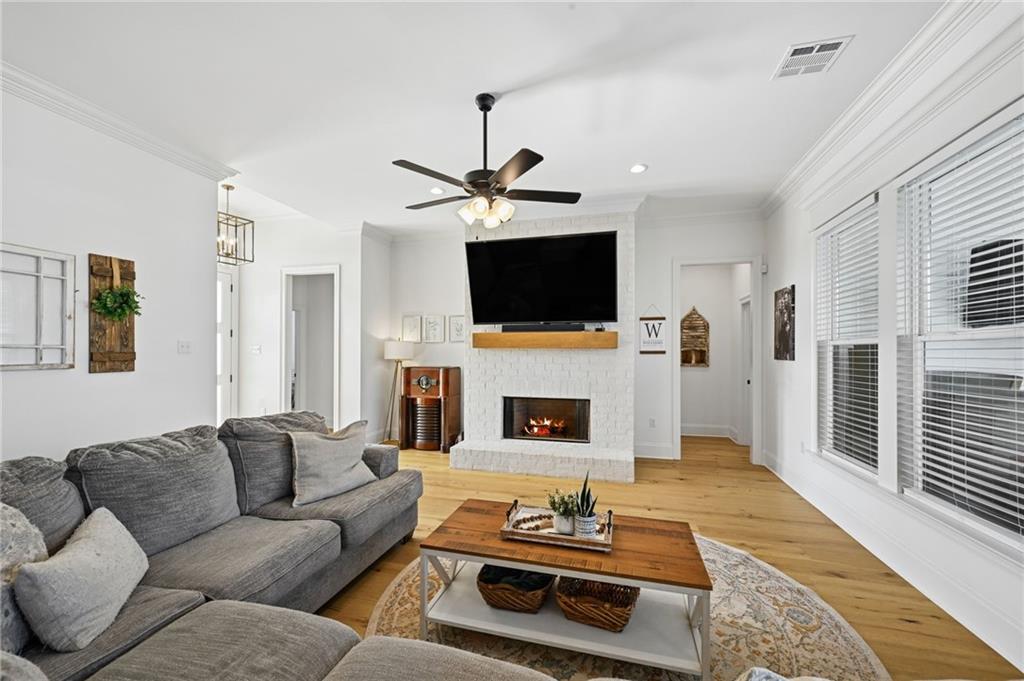 2037 WHITE DOVE Drive