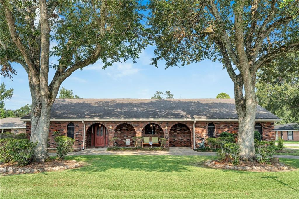 313 SANTA CRUZ Court