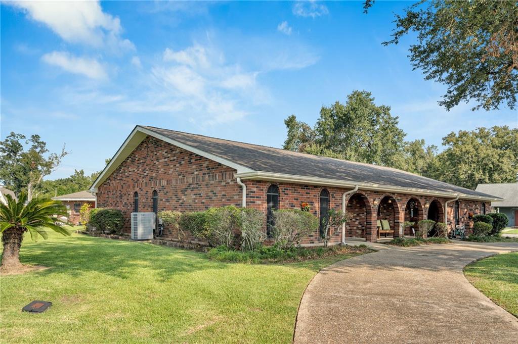313 SANTA CRUZ Court