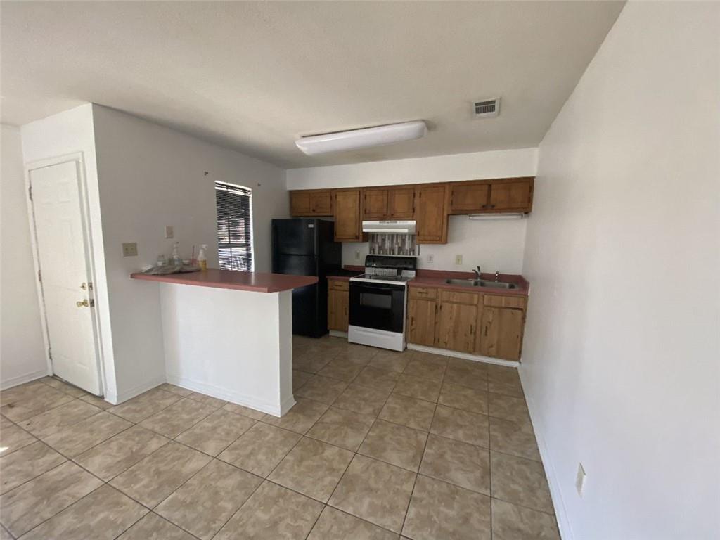 1528-1530 LIVE OAK Street