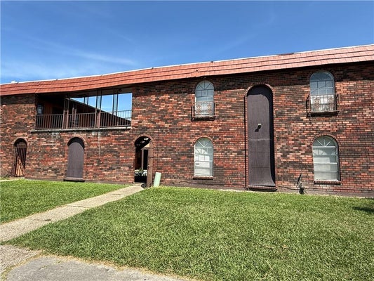 6701 TARA LN, NEW ORLEANS, LA 70127 - Image 2a7c14a0d70ef3ccc47a3db091b0cdb4/3650502013
