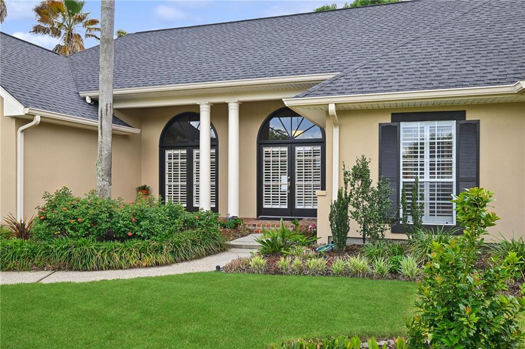 114 TURTLE CREEK Boulevard