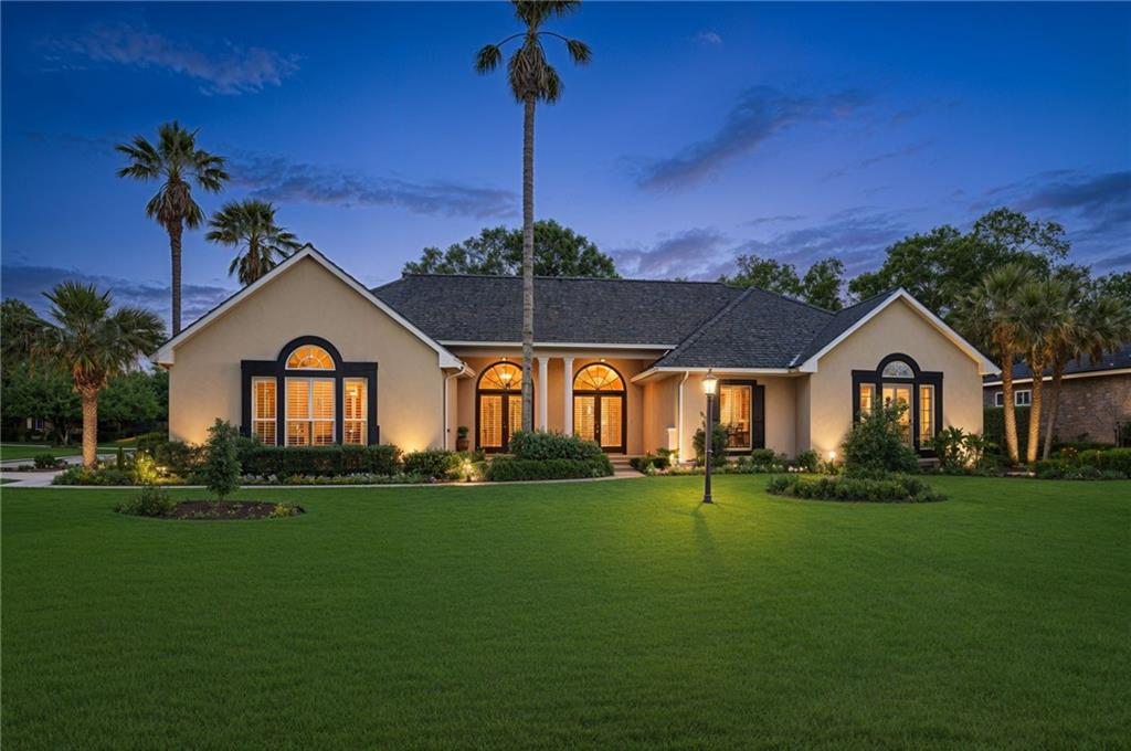 114 TURTLE CREEK Boulevard