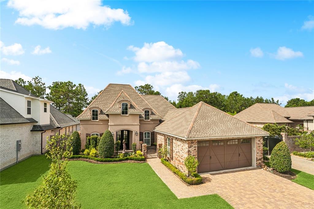 809 S CORNICHE DU LAC