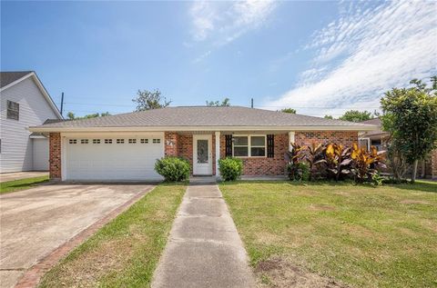 94 DUNLEITH Drive Destrehan LA 70047