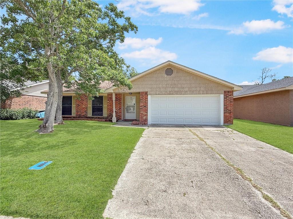 310 FOXCROFT Drive