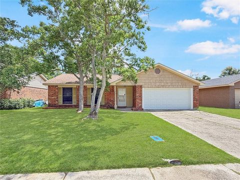 Photo of 310 FOXCROFT Drive, Slidell, LA 70461 (MLS # 2561728)