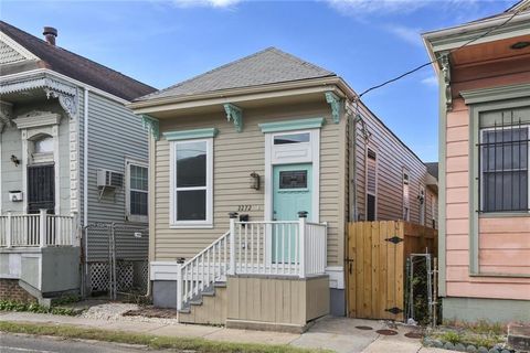 2272 N ROBERTSON Street New Orleans LA 70117