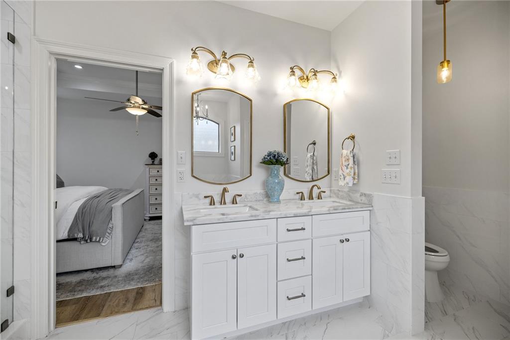 Mandeville, Louisiana 70471, United States, 3 Bedrooms Bedrooms, ,2 BathroomsBathrooms,Residential,Pending,62813