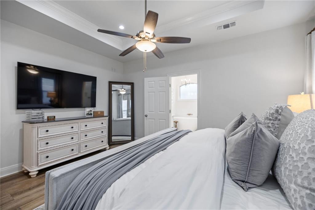 Mandeville, Louisiana 70471, United States, 3 Bedrooms Bedrooms, ,2 BathroomsBathrooms,Residential,Pending,62813