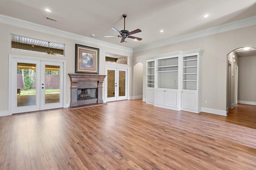 1508 PETITE Court