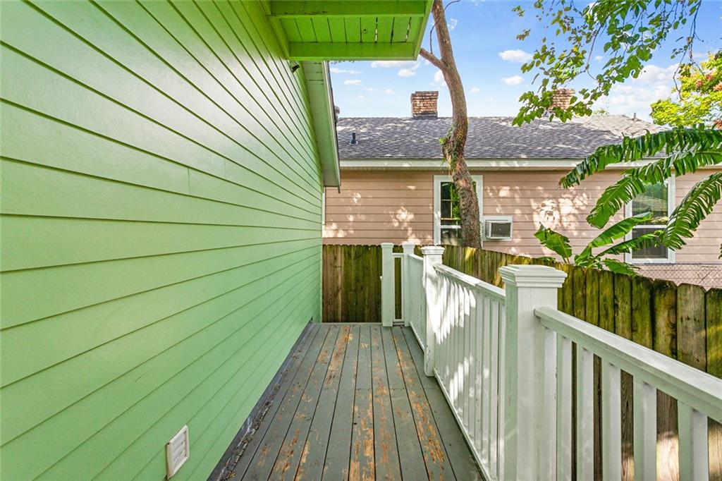 New Orleans, Louisiana 70118, United States, 2 Bedrooms Bedrooms, ,2 BathroomsBathrooms,Residential,Pending,34242