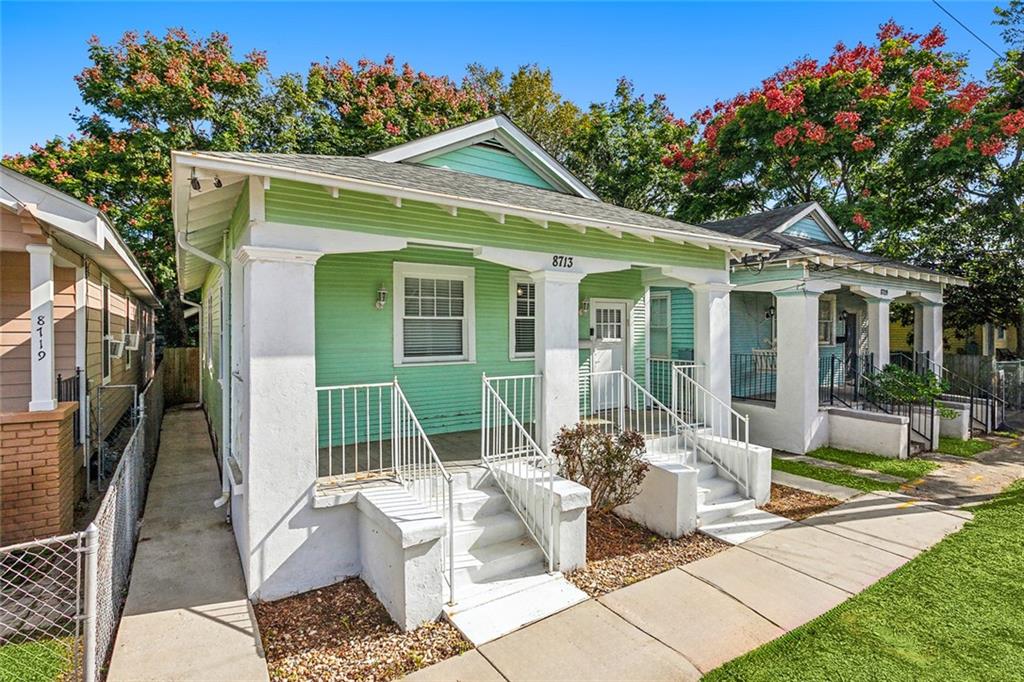 New Orleans, Louisiana 70118, United States, 2 Bedrooms Bedrooms, ,2 BathroomsBathrooms,Residential,Pending,34242