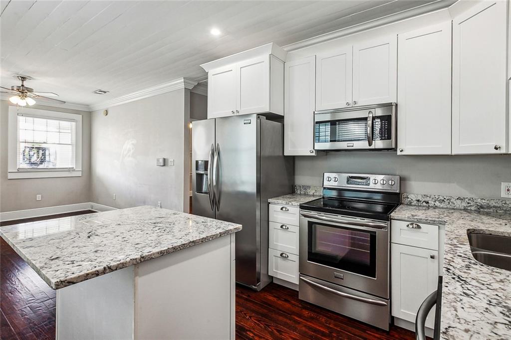 New Orleans, Louisiana 70118, United States, 2 Bedrooms Bedrooms, ,2 BathroomsBathrooms,Residential,Pending,34242