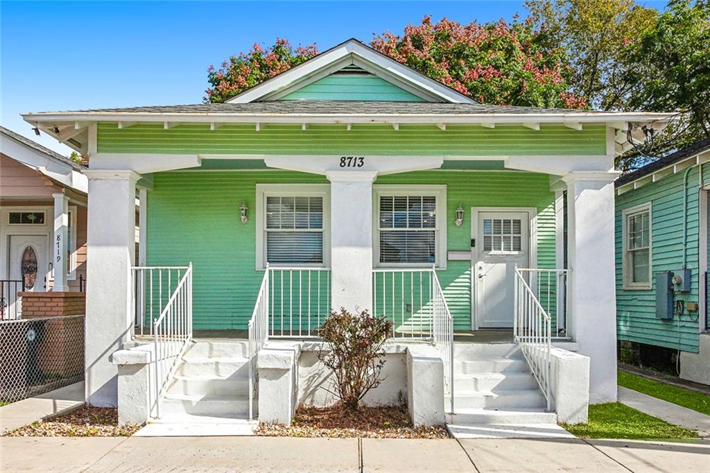 New Orleans, Louisiana 70118, United States, 2 Bedrooms Bedrooms, ,2 BathroomsBathrooms,Residential,Pending,34242