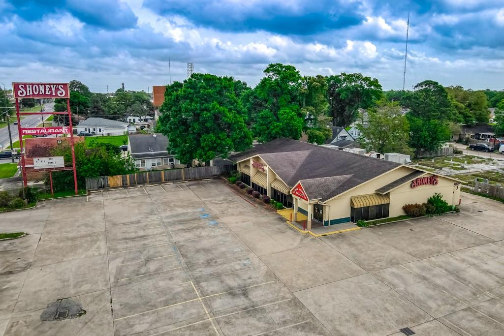 420 WESTBANK EXPRESSWAY