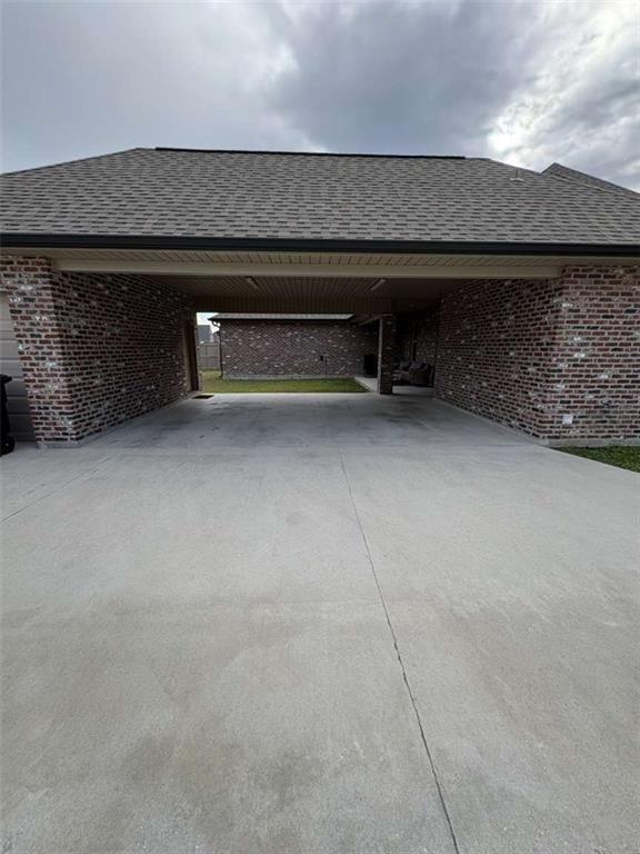 446 ROSELLA Drive